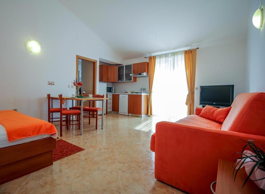 Family Friendly Apartments With A Swimming Pool Nevidjane, Pasman - 18054 Neviđane Exteriör bild