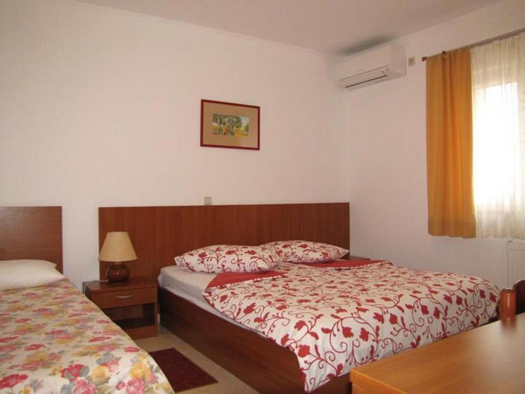 Family Friendly Apartments With A Swimming Pool Nevidjane, Pasman - 18054 Neviđane Exteriör bild