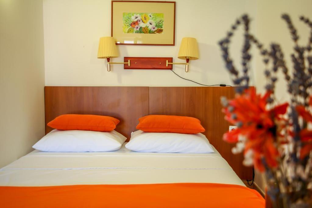 Family Friendly Apartments With A Swimming Pool Nevidjane, Pasman - 18054 Neviđane Exteriör bild
